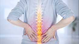 經常腰痛，腰肌勞損還是腰椎間盤突出？醫生教你三招自測腰突