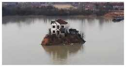 湖中孤島“別墅”，堅守30年不拆，成為浙江湖州最牛釘子戶？